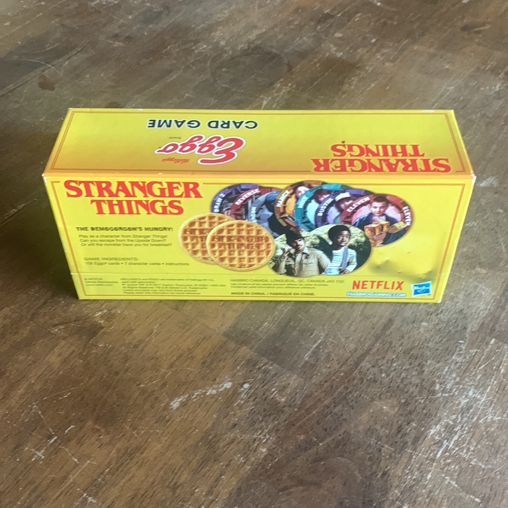 Stranger Things Eggo Card Game - Picture 2 of 3